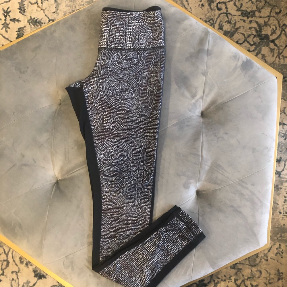 Lululemon Wunder Under Leggings 6